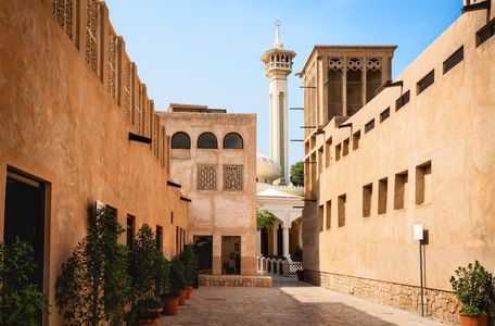 Dubai: Burj Khalifa Ticket with an Audio Tour and a Full-Day City Walk — صورة 2