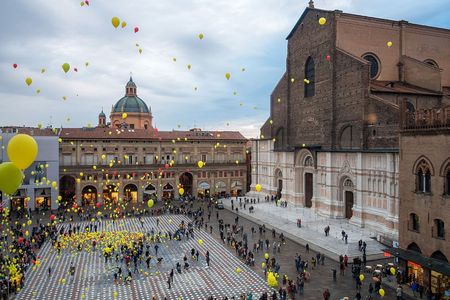 Bologna: Self-Guided Audio Walk Through Medieval Heart — صورة 2