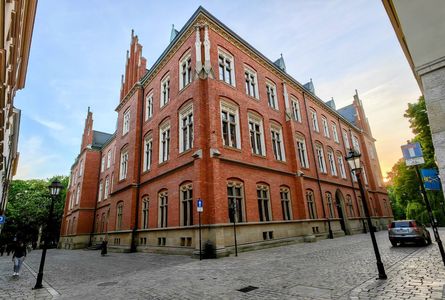 Kraków: Self-Guided Audio Walk Through the Royal Old Town — صورة 2