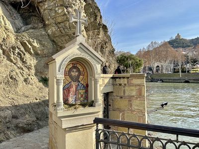 Tbilisi: Self-Guided Audio Walk Through Old Town and River Views — صورة 3