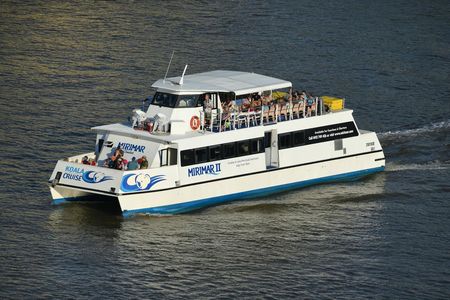 Lone Pine Koala Sanctuary: Entry Ticket + River Cruise from Brisbane — صورة 2