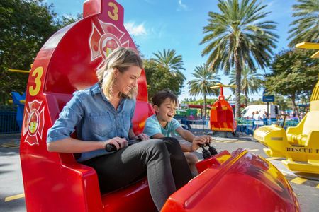 ليغولاند كاليفورنيا: 60+ لعبة وعرض ويوم ثانٍ مجاناً — صورة 4