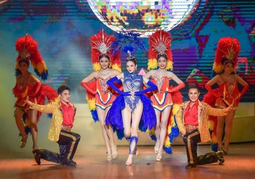 Bangkok Golden Dome Cabaret Show: Skip The Line Ticket