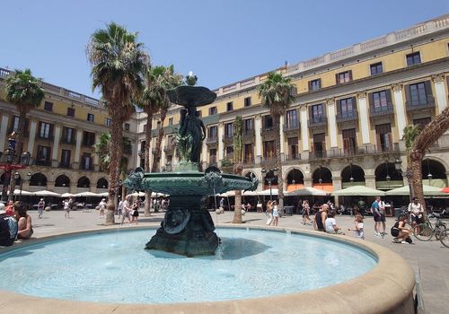 Barcelona: Self-Guided Audio Walk Through the Gothic Quarter