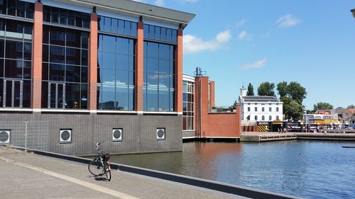 Zaandam: An Audio Journey Through History, Art, and Architecture — صورة 2
