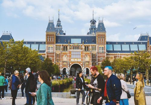 Amsterdam: Rijksmuseum Ticket & Highlights Audio Tour with a City Walk