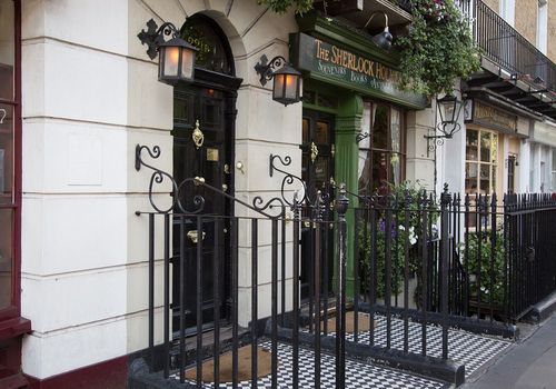 Discovering the London of Sherlock