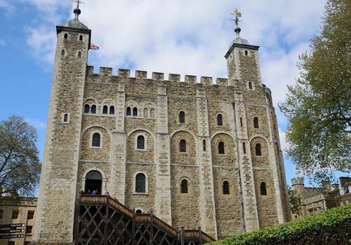 London Sightseeing Tour with Tower of London Ticket