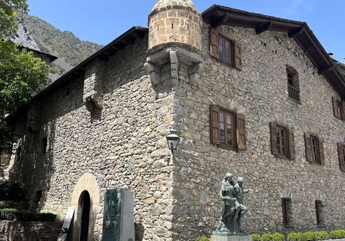 Casa de la Vall