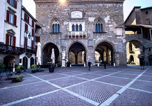 Piazza Vecchia...