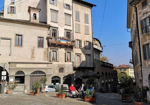 Piazza Mercato...