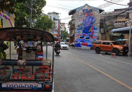 Song Wat Road