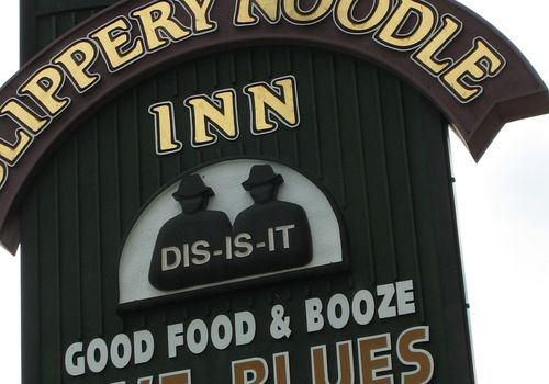 Slippery Noodle Inn