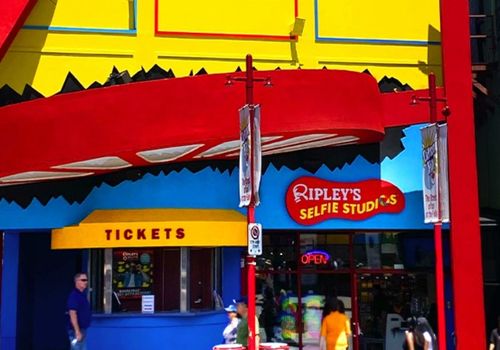 Ripley's Selfie ...