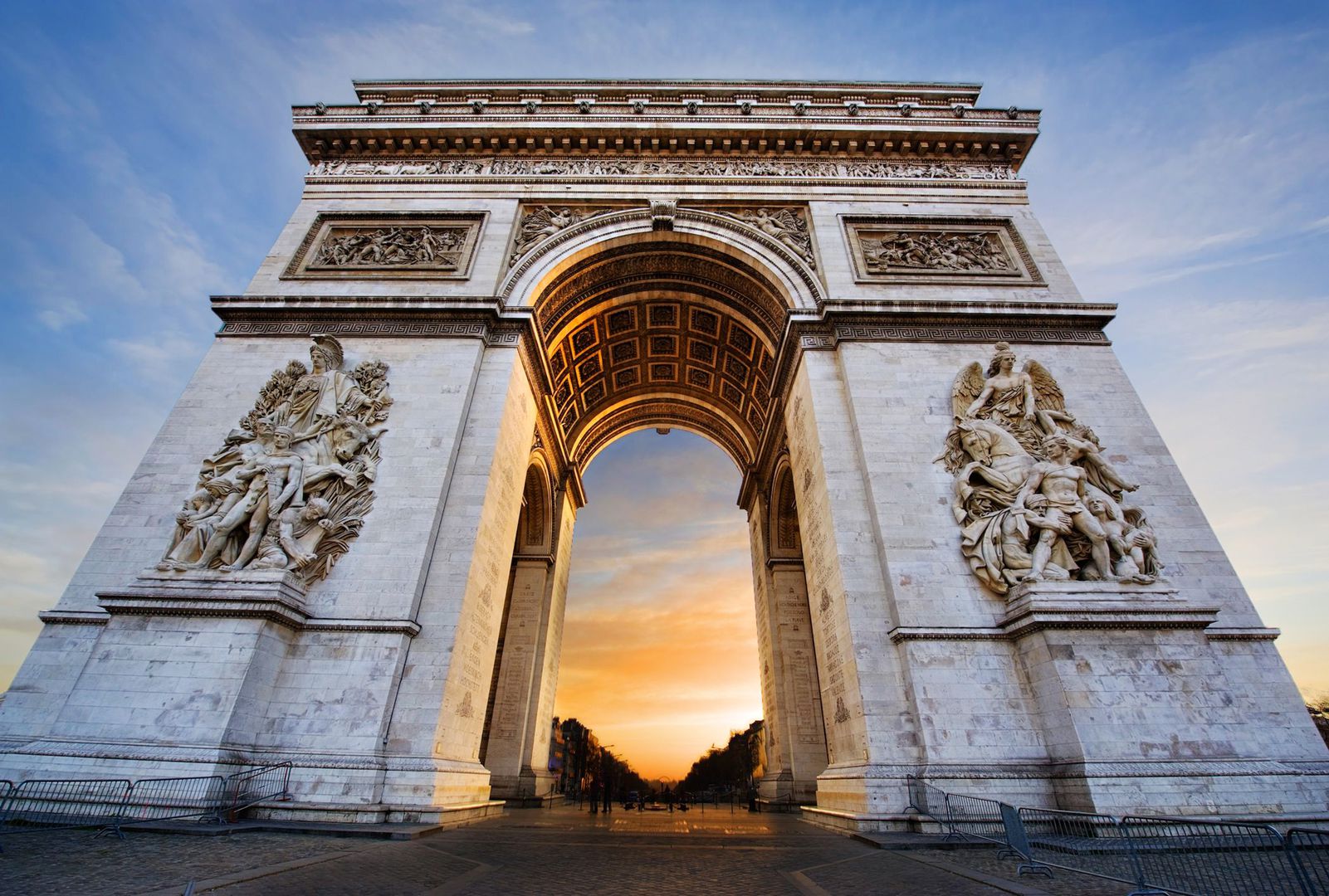 Discovering Arc de Triomphe: Skip-the-Line with Rooftop Access & Audio Tour