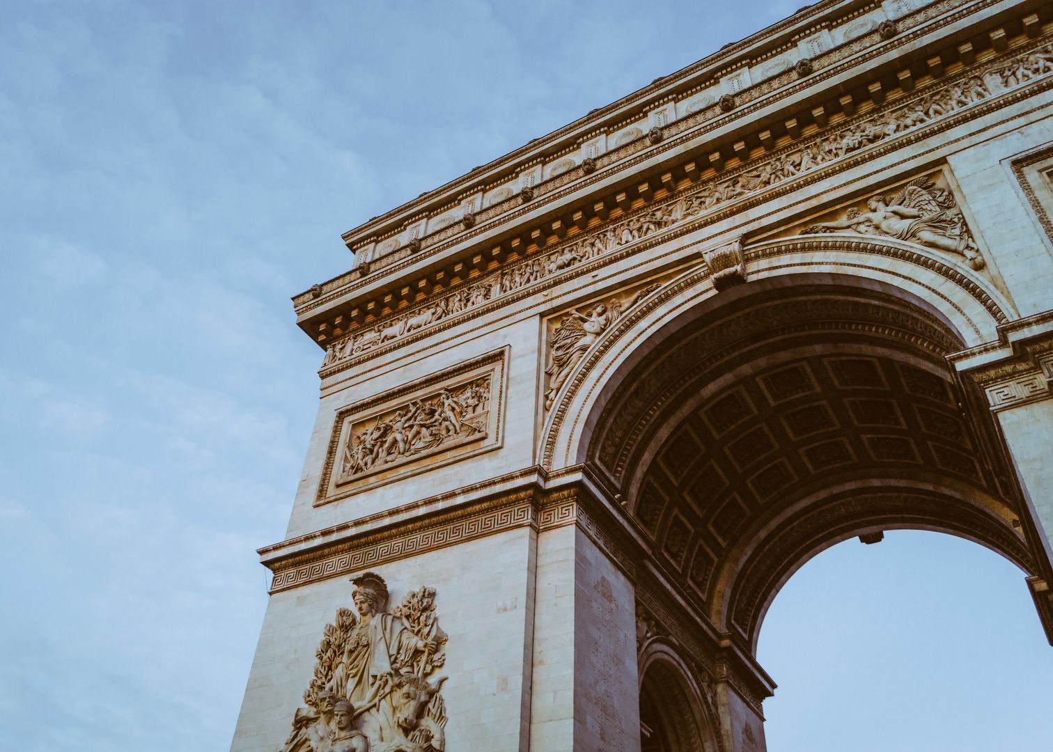 Discovering Arc de Triomphe: Skip-the-Line with Rooftop Access & Audio Tour - Image 4