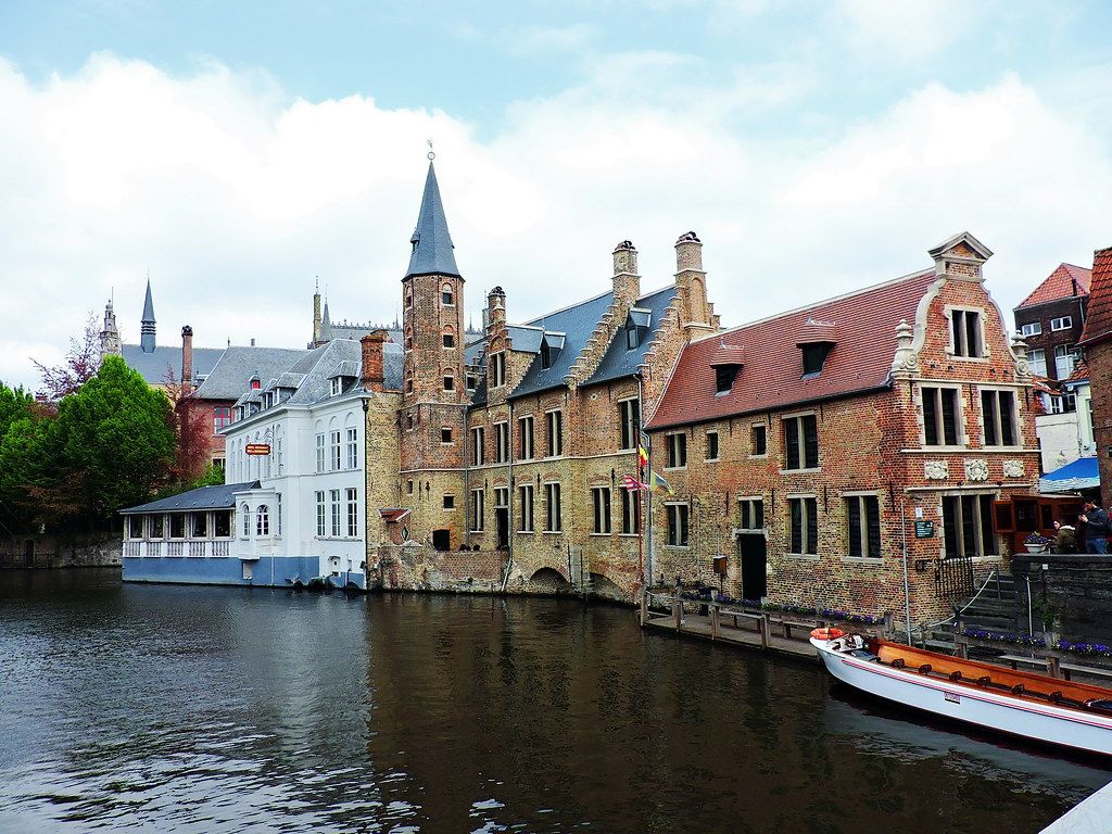 Brugge: Medieval Heartbeat Audio Tour - Photo 4