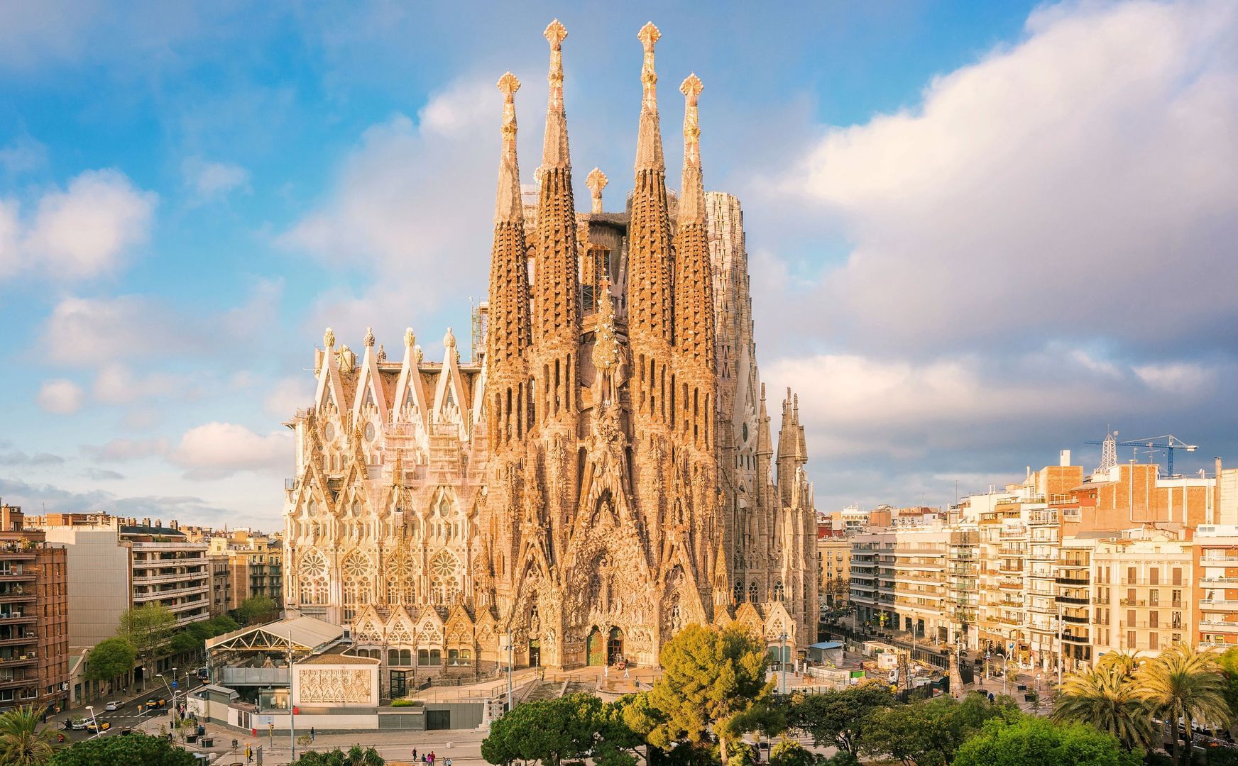 Гауди, Рамбла и море: прогулка по главным улицам Барселоны