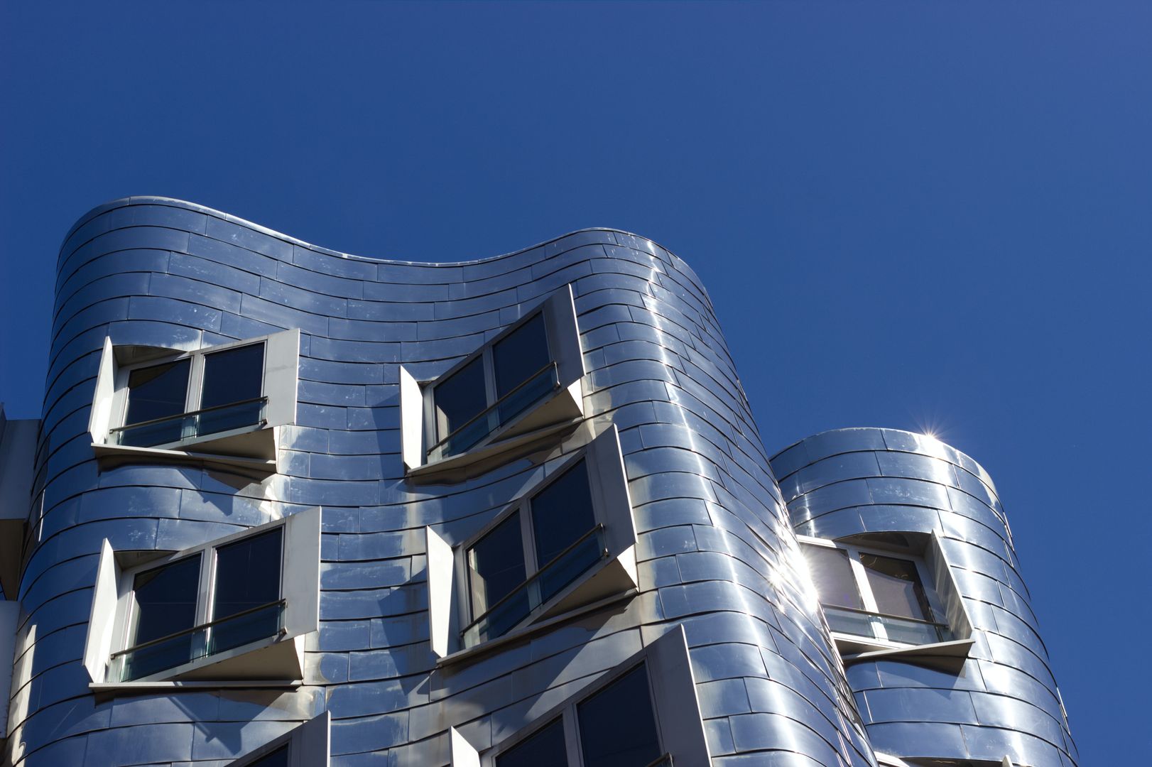 The Best of Düsseldorf: Explore All Must-See Sights! - Photo 5