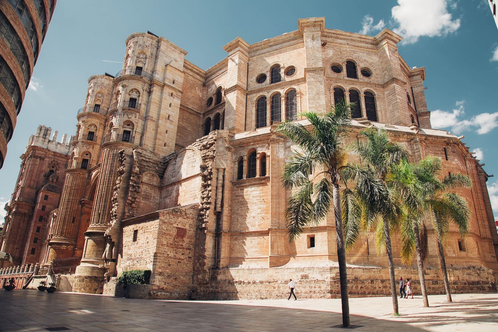 Málaga Cathedral: Discover the Legends of the “One-Armed Giant”
