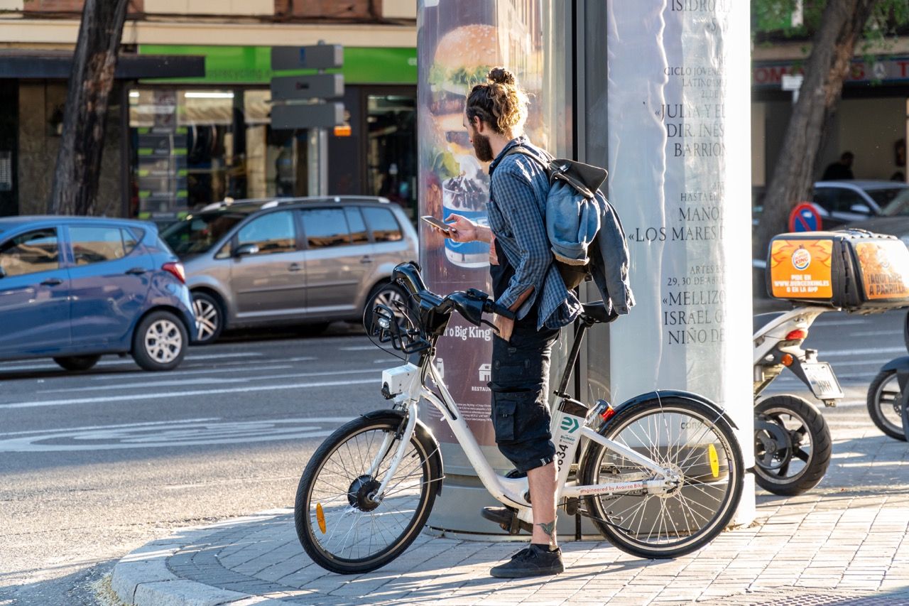 Madrid on Two Wheels: A Self-Guided Bike Tour of the City's Iconic Sights