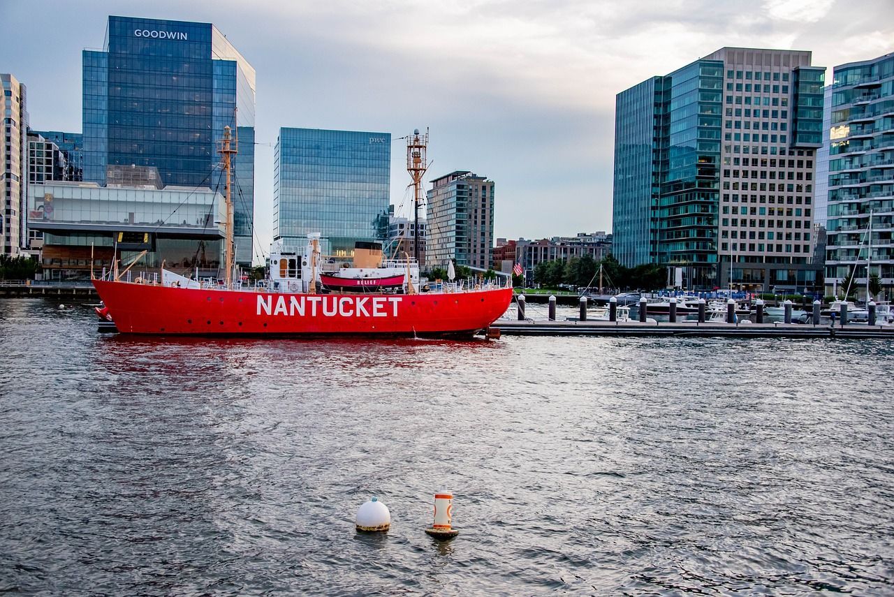 Boston Harbor In-App Audio Tour: Walking Along the Scenic Waterfront