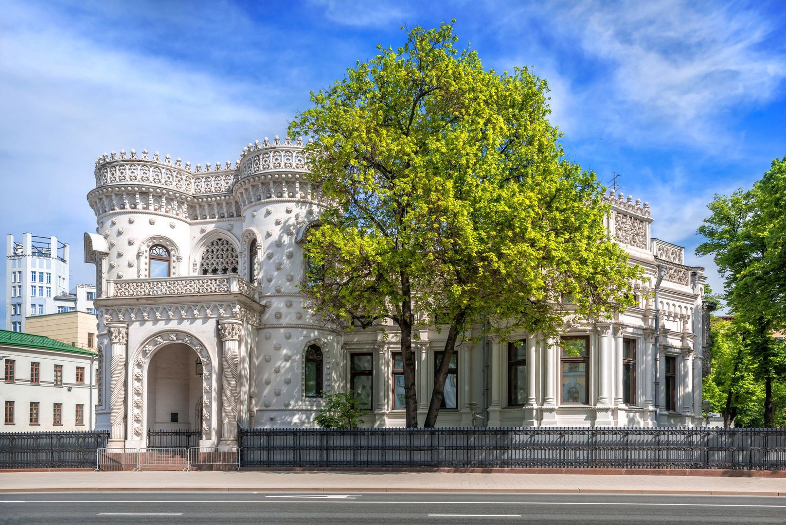Воздвиженка и ее окрестности: увлекательная историческая прогулка