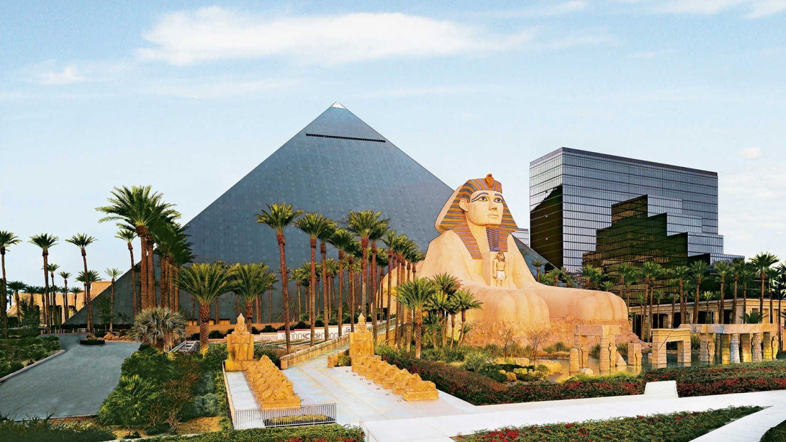 Las Vegas: Self-Guided Audio Walk Through the Strip’s Icons episode artwork