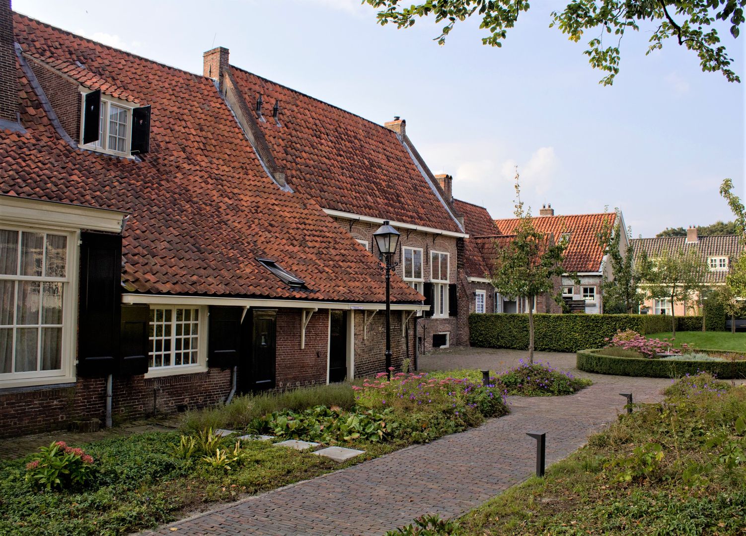 Armen de Poth: An Oasis of Peace in Amersfoort