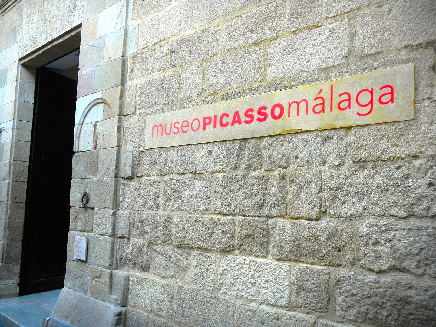 Málaga: Museo Picasso Entry & Self-Guided City Walk episode artwork