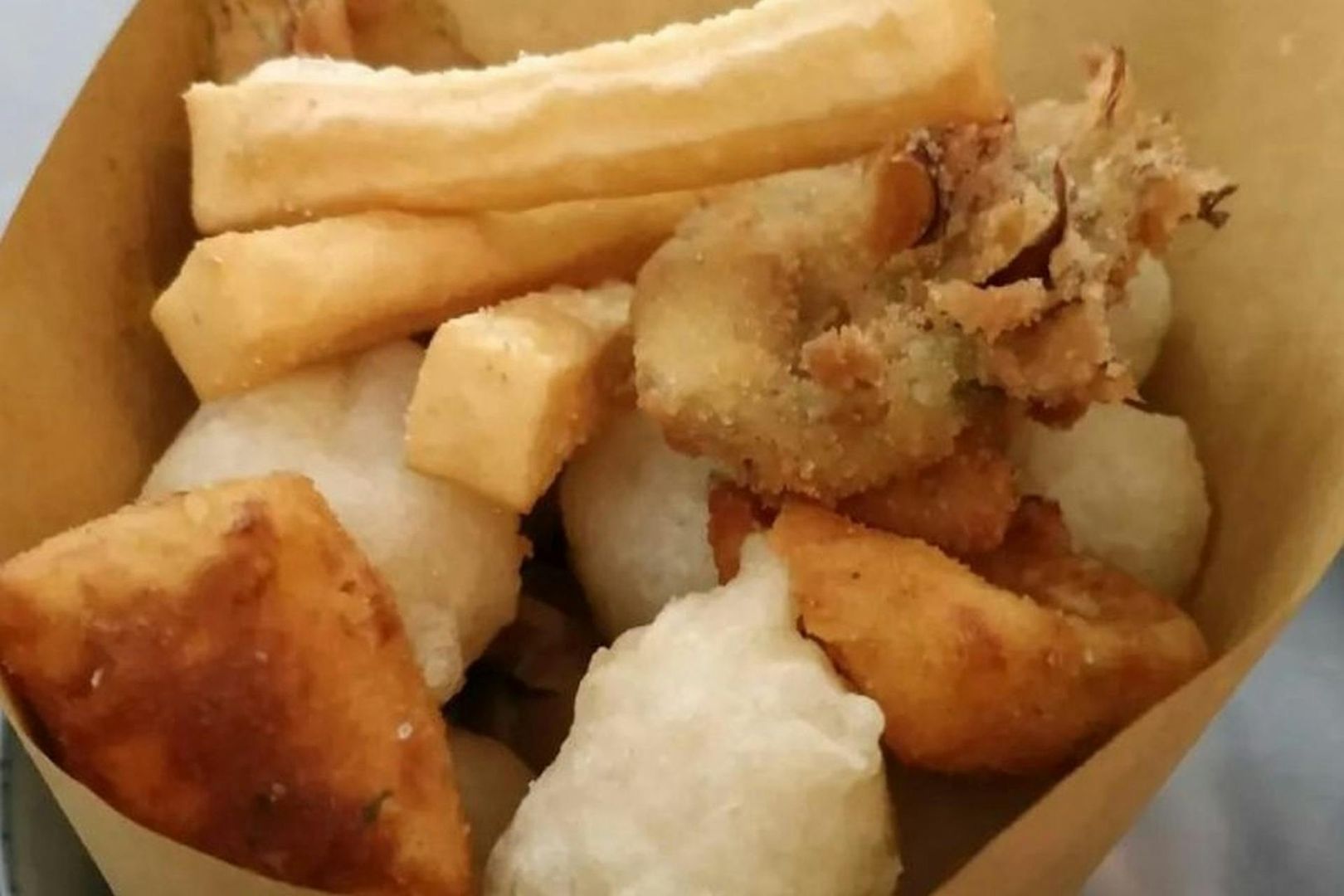 Genoa Aquarium: Entry Ticket + Street Food Tasting