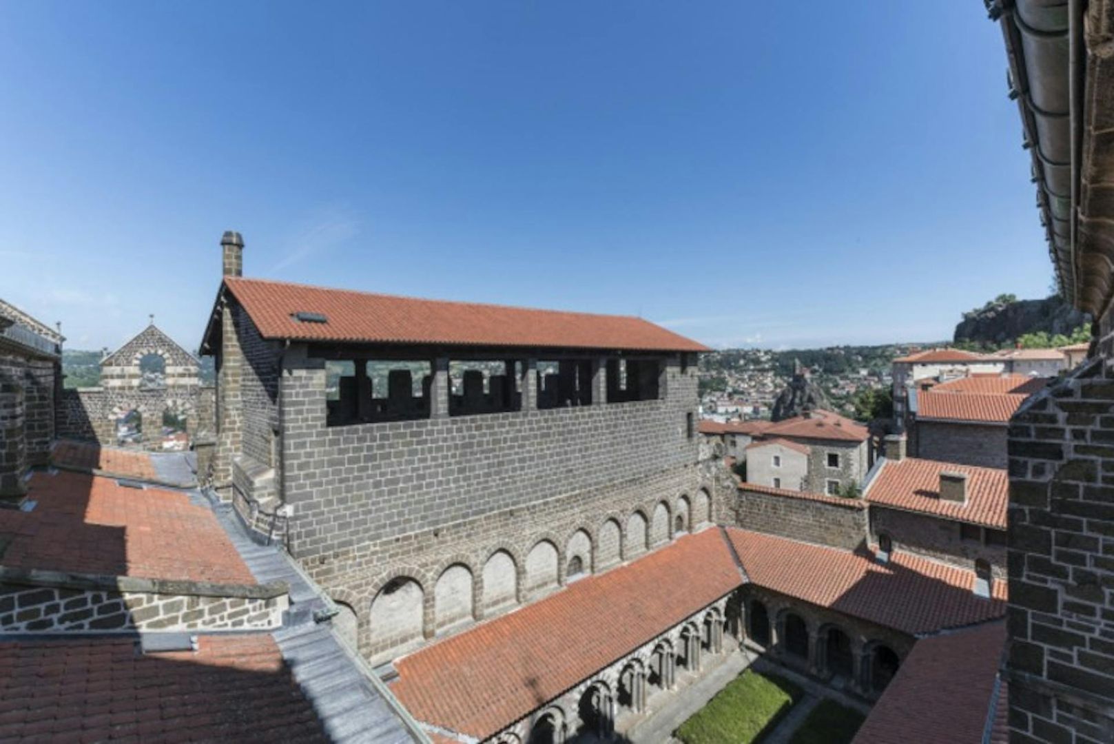 Le Puy-en-Velay Cathedral Complex: Entry Ticket