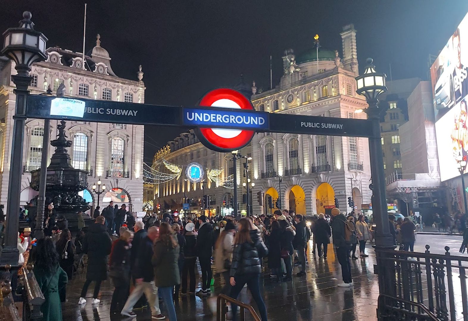 London: Self-Guided Audio Walk Through Food, Film, and Landmarks episode artwork