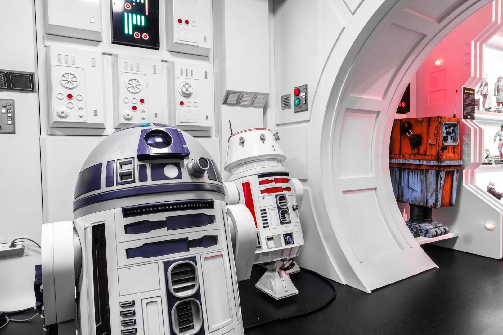 Интерактивный входной билет на выставку Traveling Galaxy: Star Wars