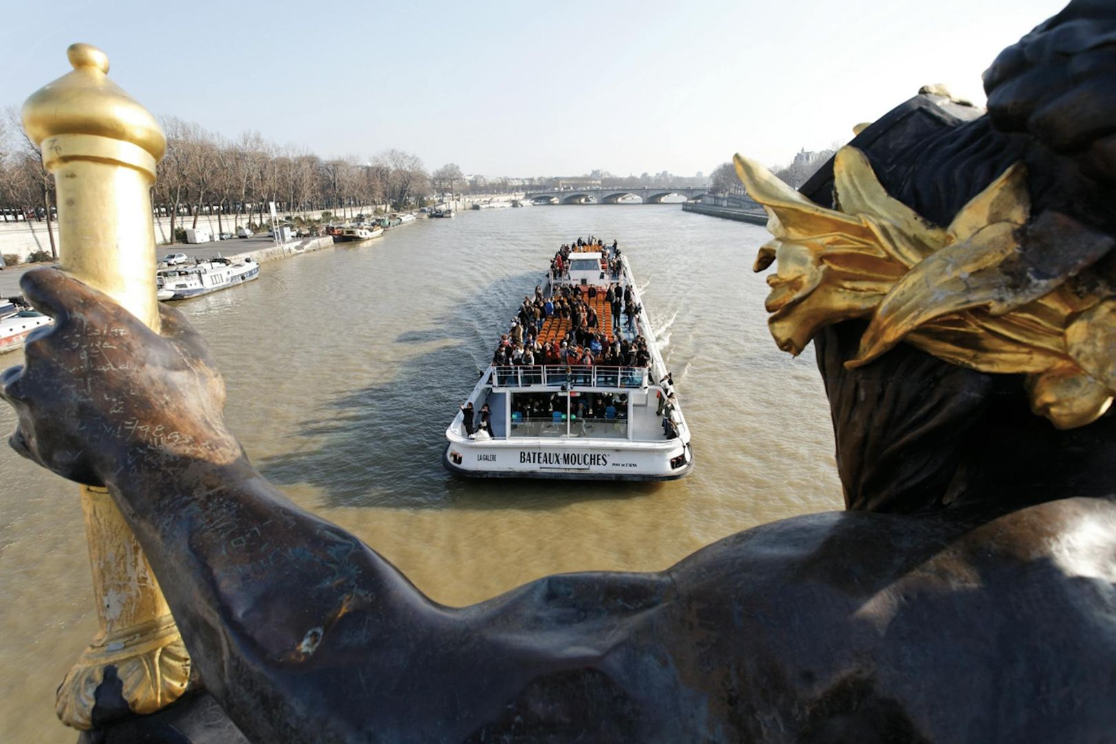 Лувр: входной билет + круиз по Сене