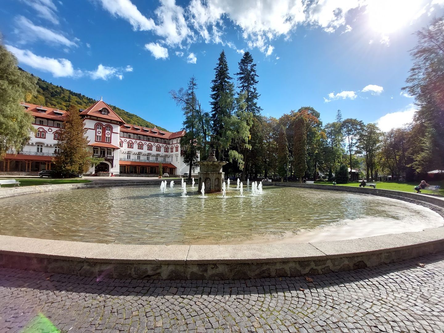 Sinaia: Self-Guided Audio Walk Through Romania’s Royal Mountain Gem episode artwork