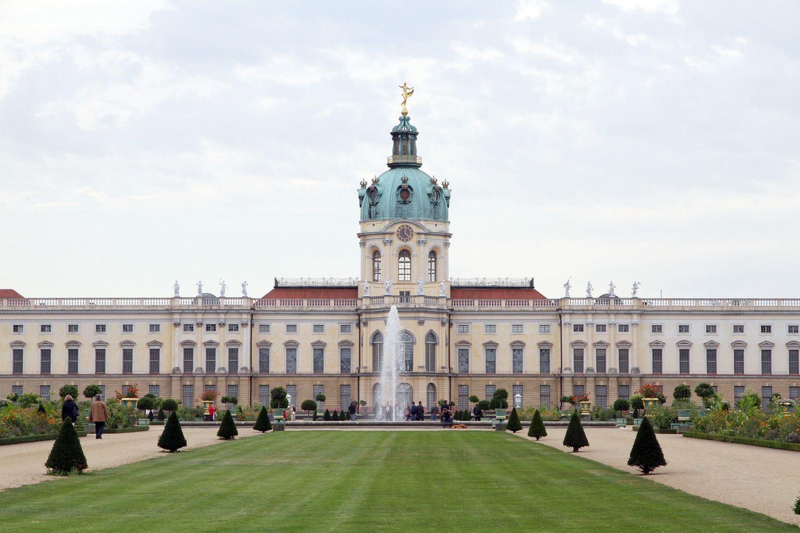 Palácio e Jardins de Charlottenburg: Desvendar a história da família real prussiana