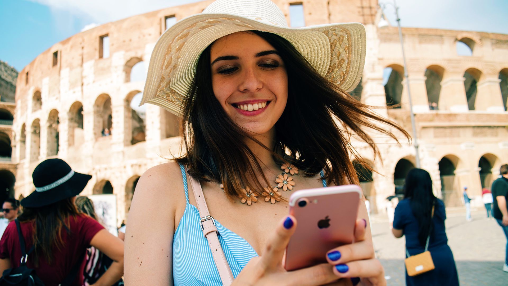 Colosseum and the Roman Forum: See the Greatness of Rome