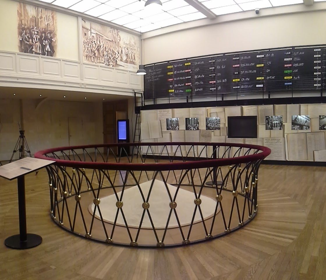Paris: Self-Guided Audio Walk Through Covered Passages episode artwork