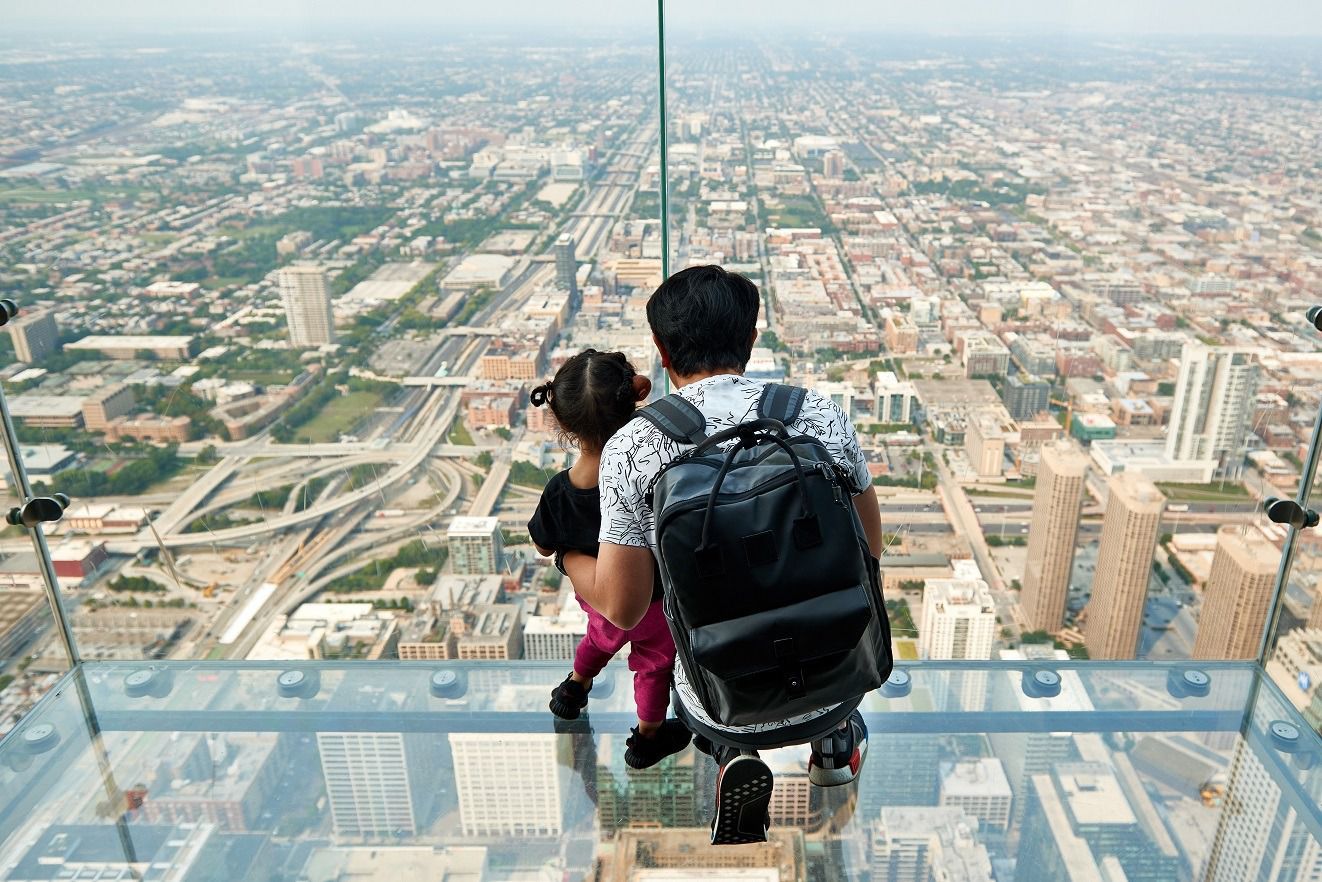 Chicago: Willis Tower Skydeck Ticket & Audio Tour with a City Walk episode artwork