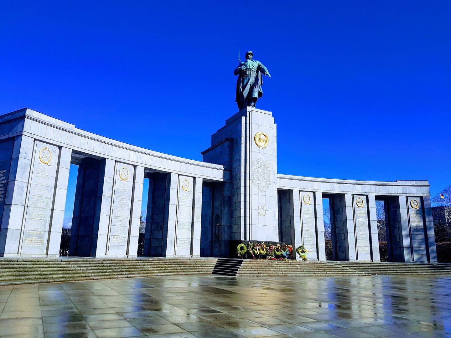 Berlin: Self-Guided Audio Walk Through a City of Memory episode artwork