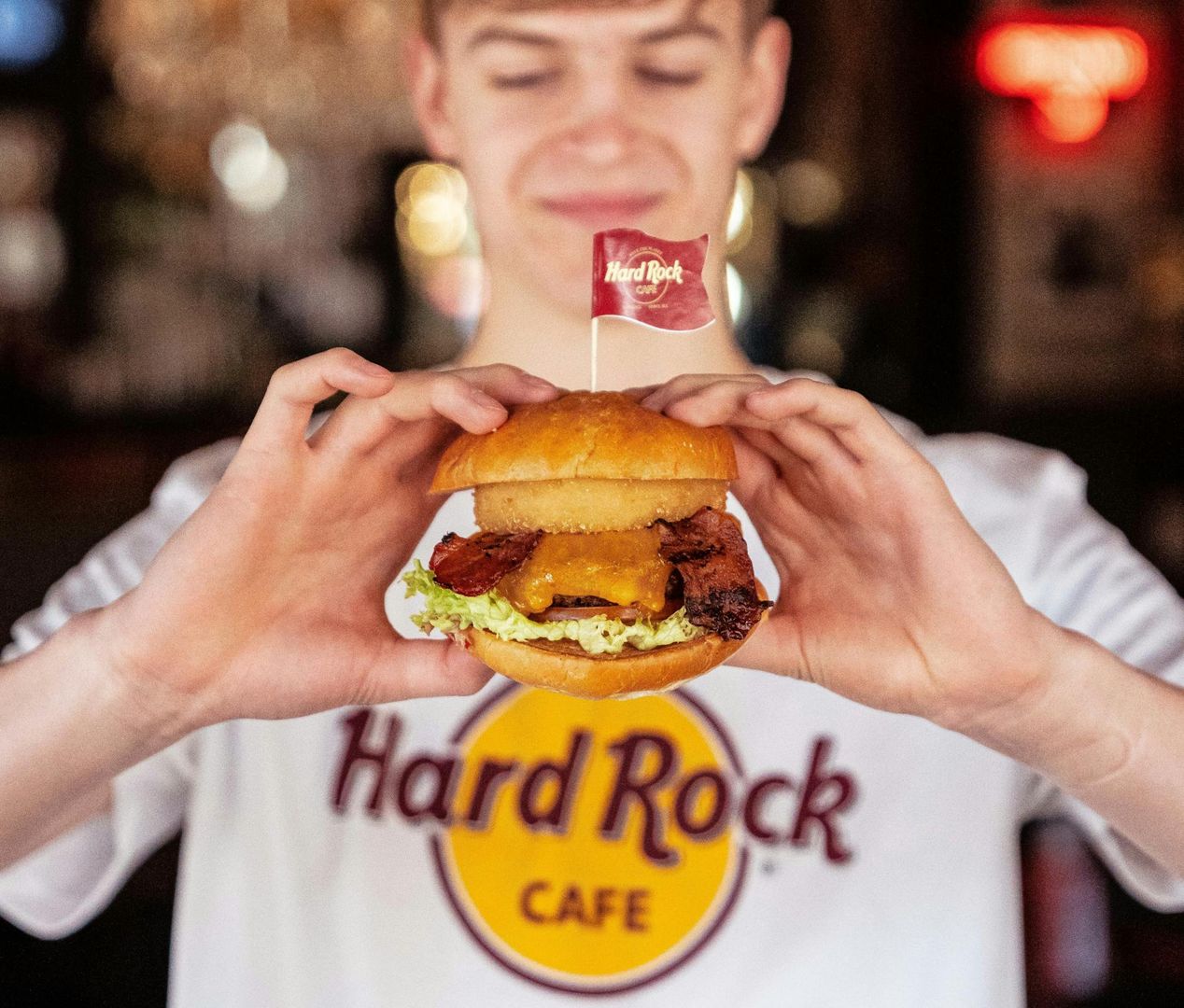 Hard Rock Cafe Berlin: Skip-the-Line Entry + меню из 2 или 3 блюд