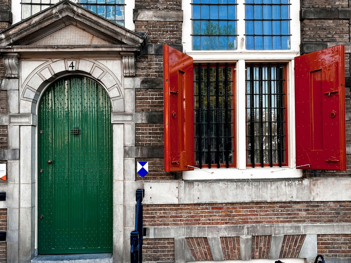 Amsterdam: Rembrandt House Museum Ticket and an Audio City Walk episode artwork