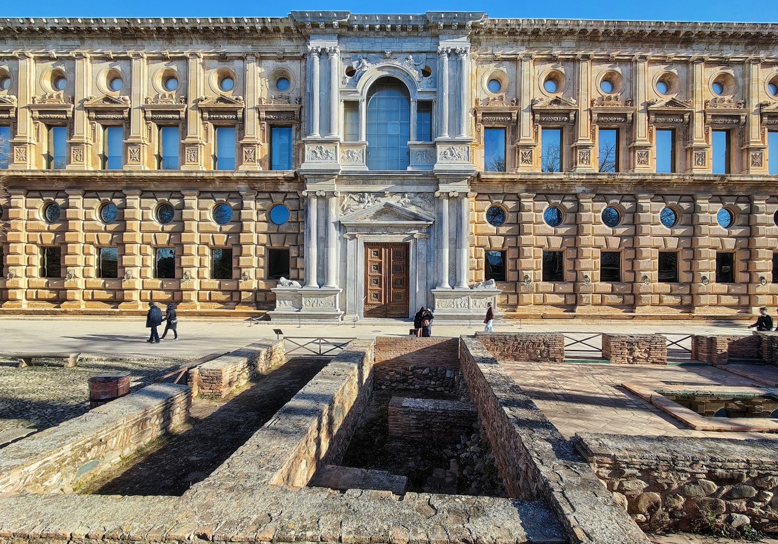 Granada: Self-Guided Audio Walk Through Moorish and Royal Splendor episode artwork