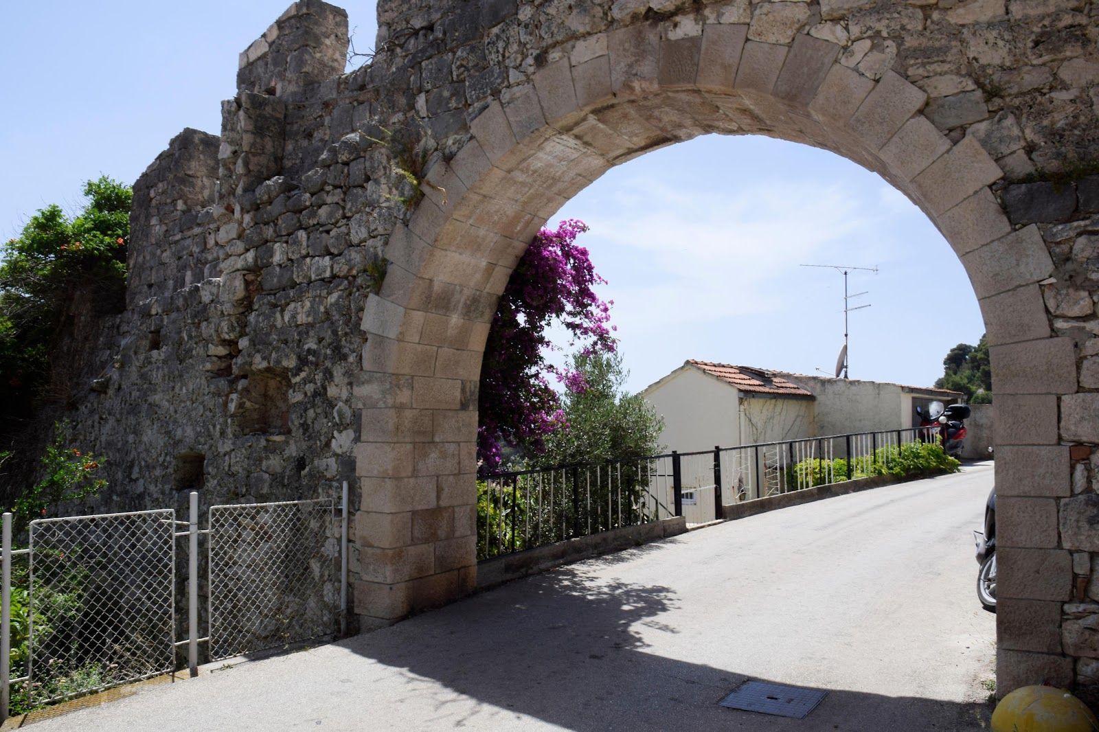 Hvar: Echoes of the Ages Self-Guided Audio Tour - Photo 9
