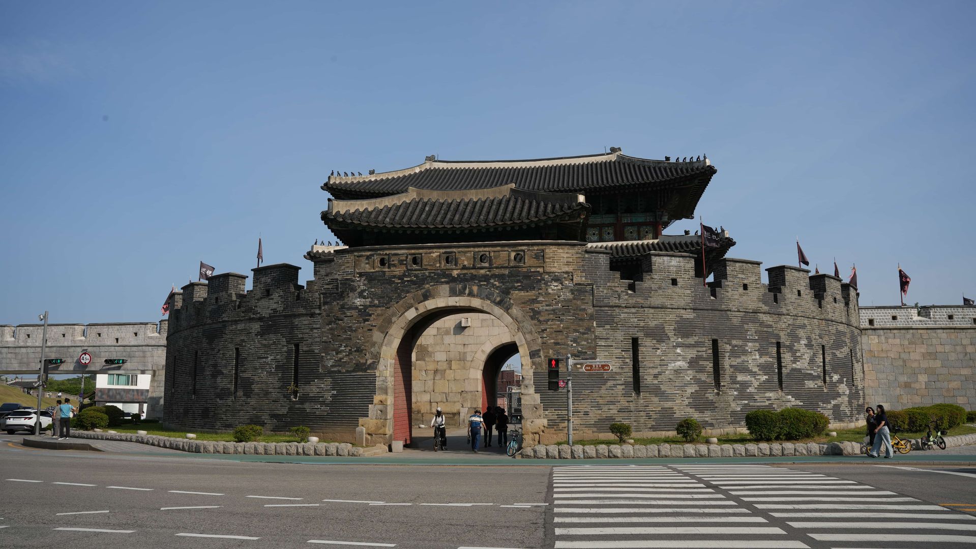 Suwon with a Local: Hwaseong Fortress and Beyond