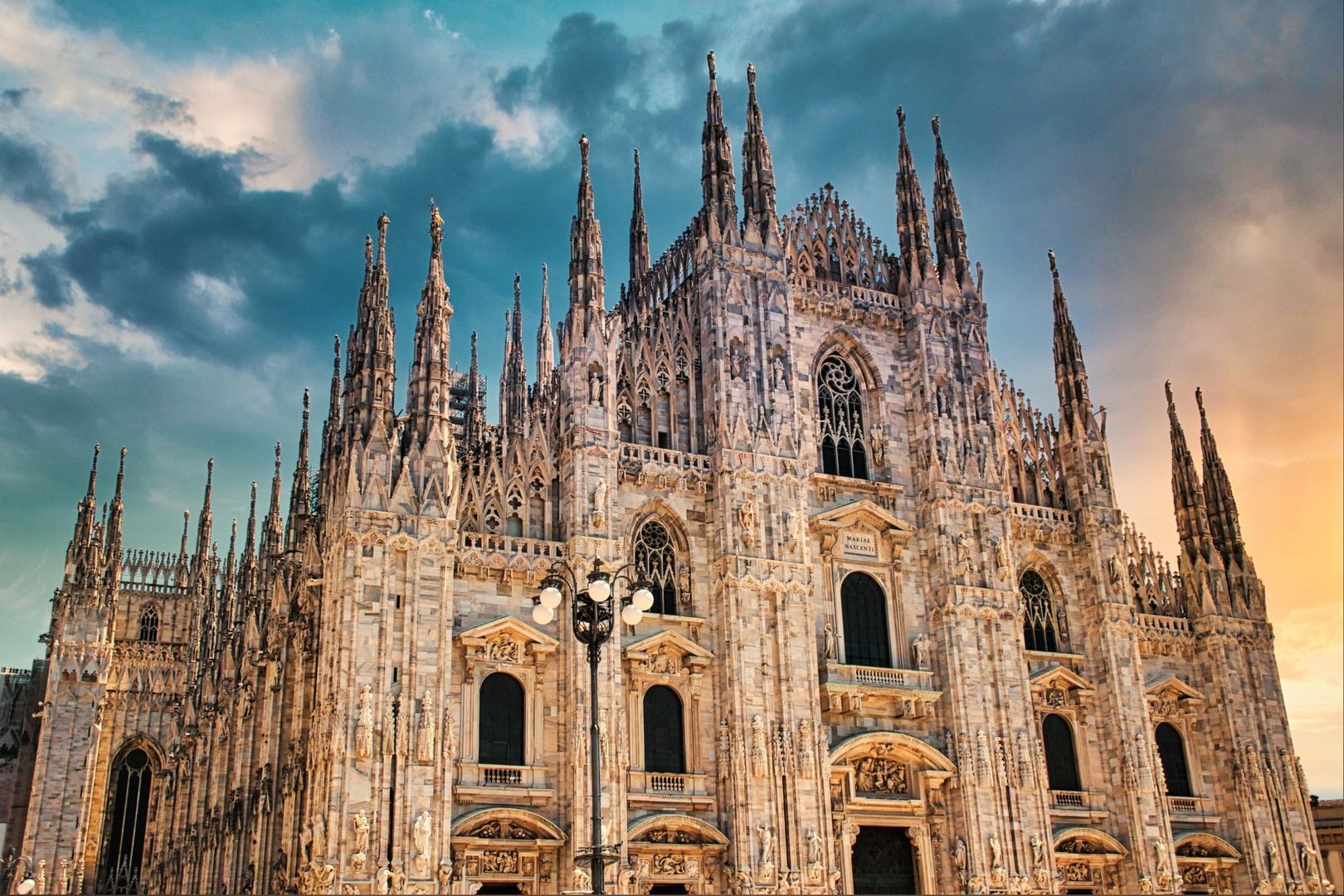 Duomo Combo Lift Ticket & In-App Audio Tour: Duomo, Liftterras, Museum en Kerk van San Gottardo