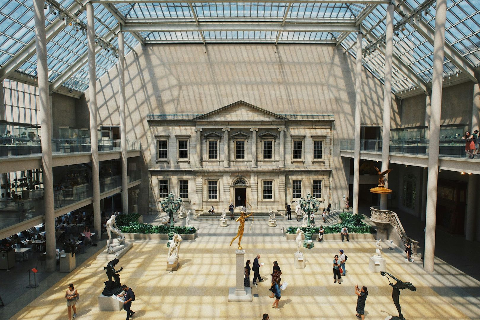 New York: Metropolitan Museum of Art Ticket & Audio Tour + Central Park Stroll episode artwork
