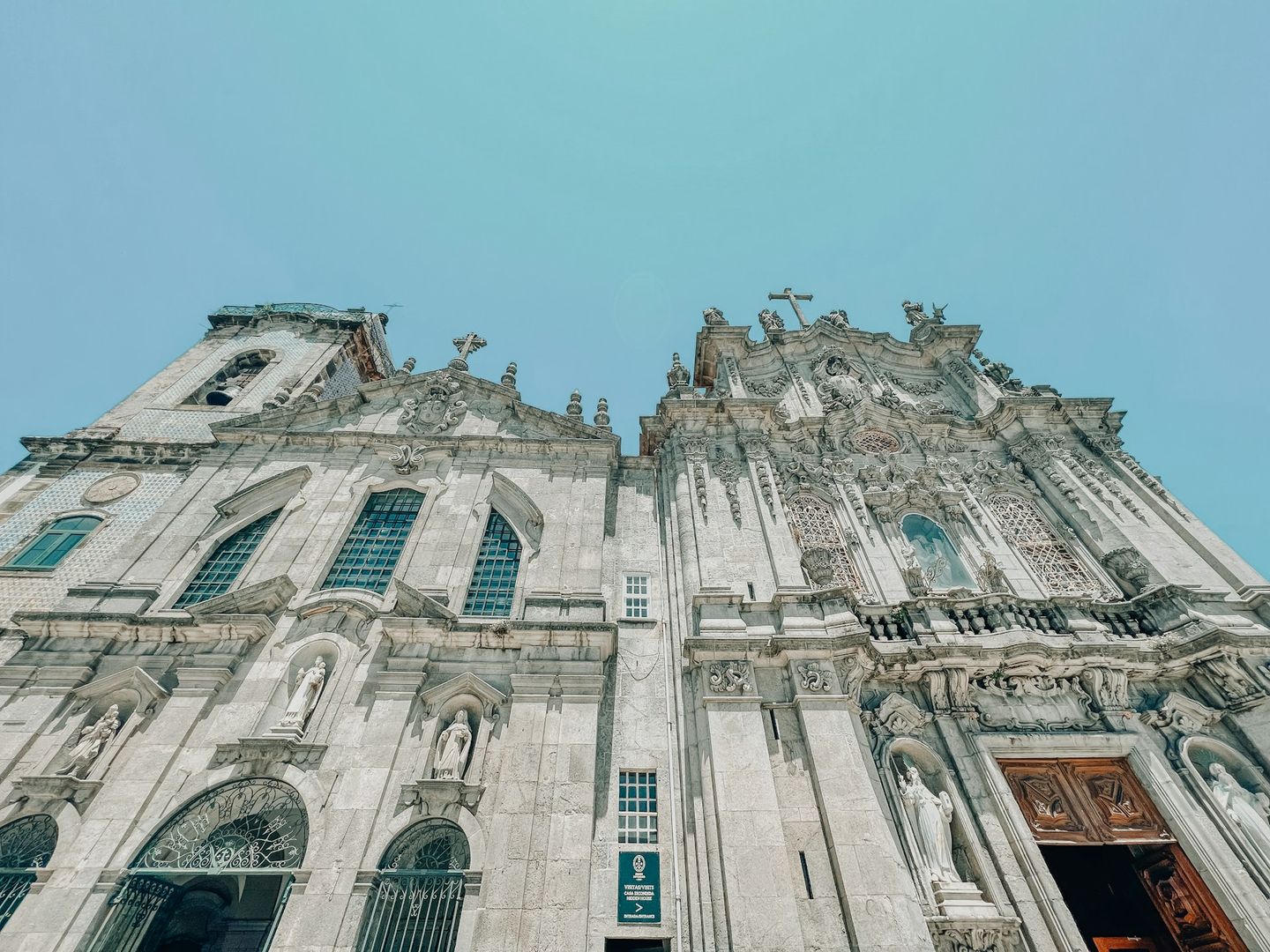 Porto: Explore History & Culture with Porto Cathedral Ticket episode artwork