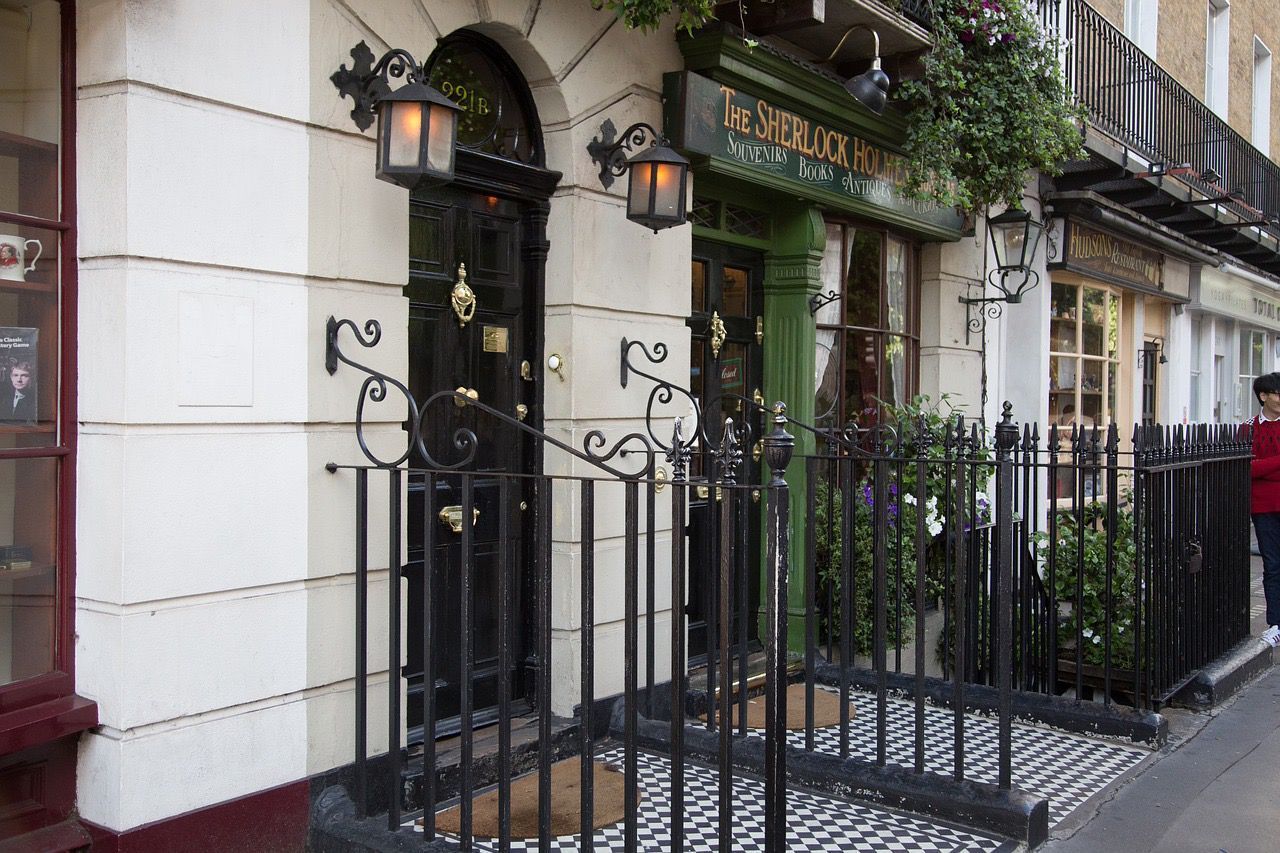 Discovering the London of Sherlock episode artwork